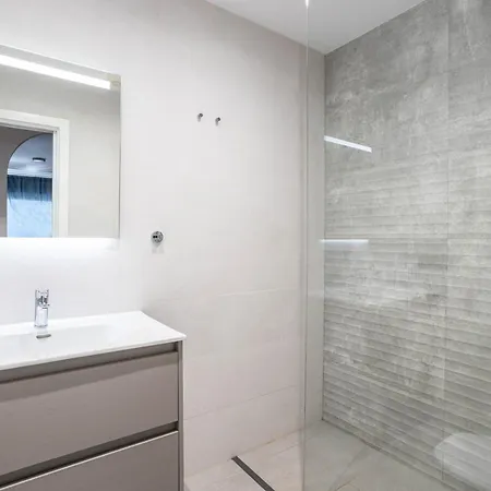 Daire Sunny Frontline Burriana Nerja